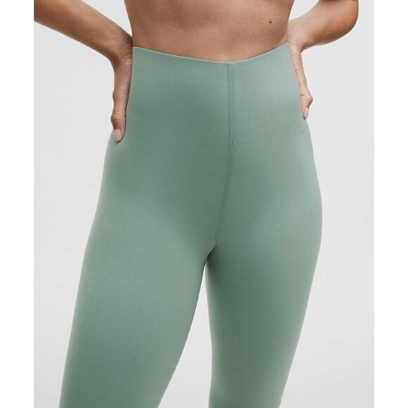 NWT Lululemon Glow Up Super HR Tight 25" - MSRP $118 - Size 14 - Picture 3 of 5